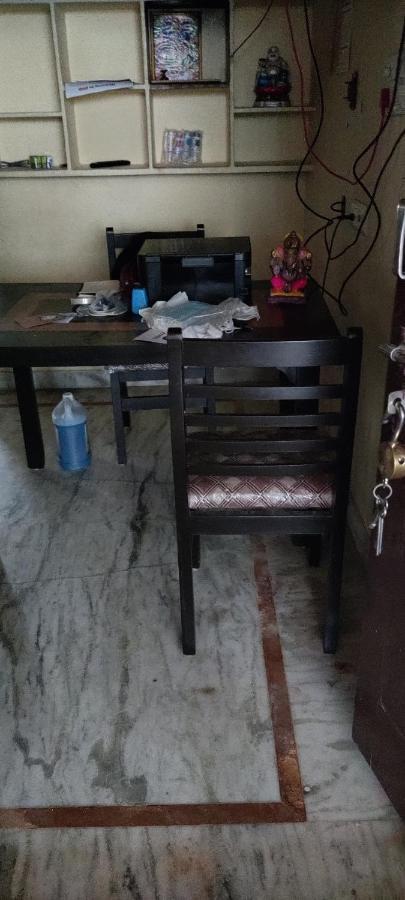 Oyo 81589 Aruna Dwraka Homes Hyderabad Esterno foto